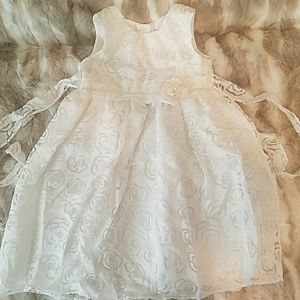 Girls creme flower dress